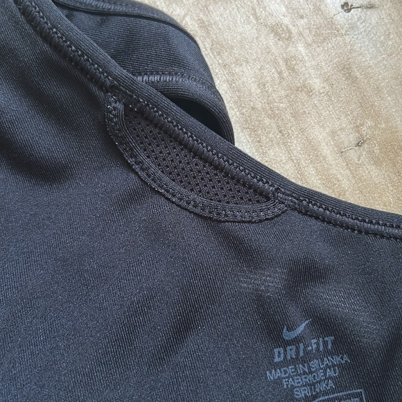 Nike Pro Dri-FIT Racerback Sports Bra - Picture 6 of 6